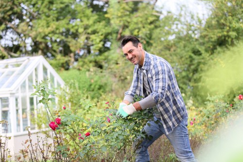 Free quote and access-based pricing for urban landscaping jobs